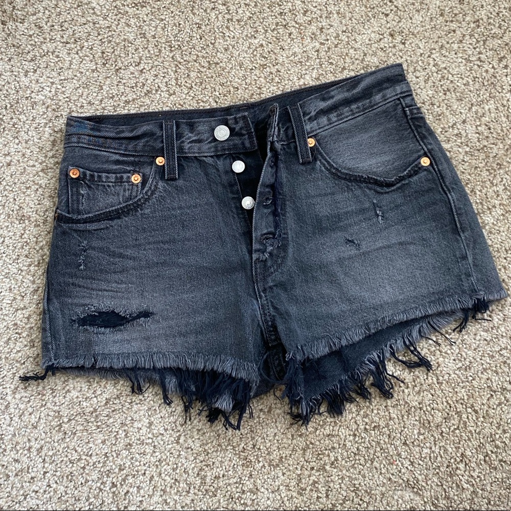 Levi’s shorts - black